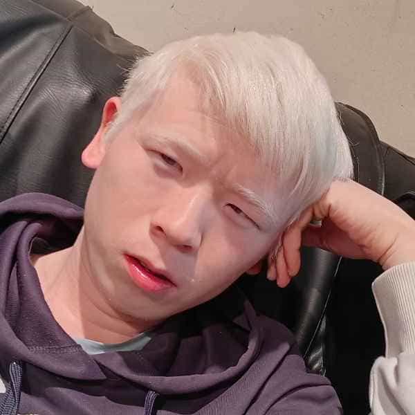 贵州31岁单身帅哥真诚找对象-齐齐哈尔征婚相亲网
