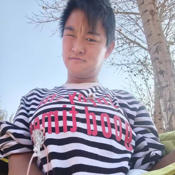 内蒙古24岁单身美女真诚找对象-齐齐哈尔征婚相亲网