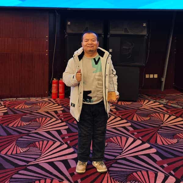 40岁岁辽宁单身帅哥 - 齐齐哈尔吉缘网