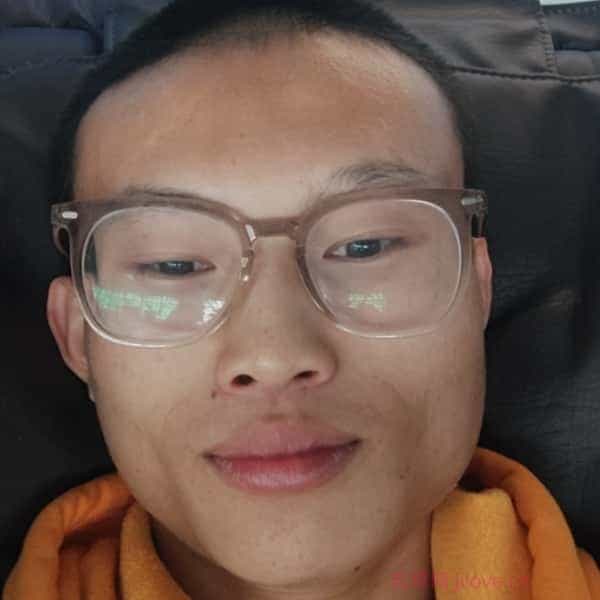25岁岁四川单身帅哥 - 齐齐哈尔吉缘网
