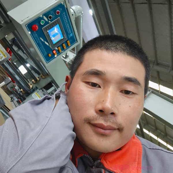 37岁岁江苏单身帅哥 - 齐齐哈尔吉缘网